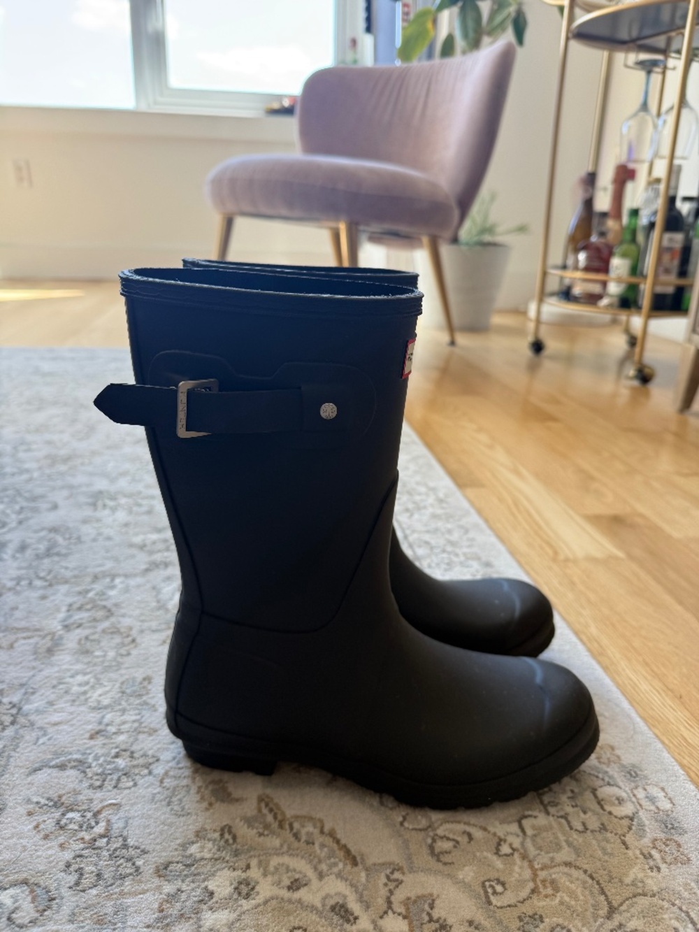 Mid calf Hunter rain boots 8